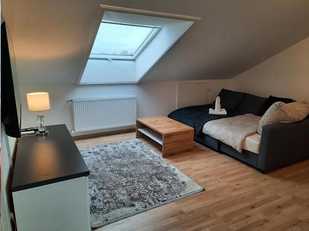 Apartment Schöne Wohnungen am Bahnhof in Dachau - 20 Min bis München Zentrum
