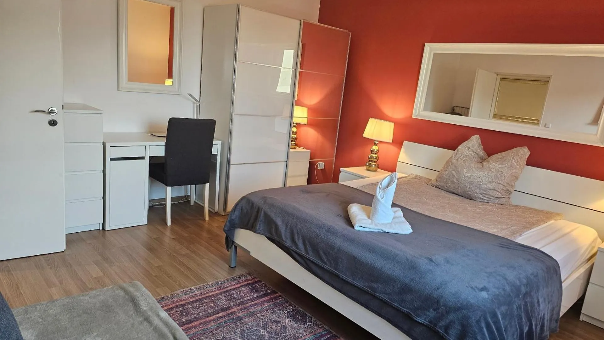Apartment Schöne Wohnungen am Bahnhof in Dachau - 20 Min bis München Zentrum
